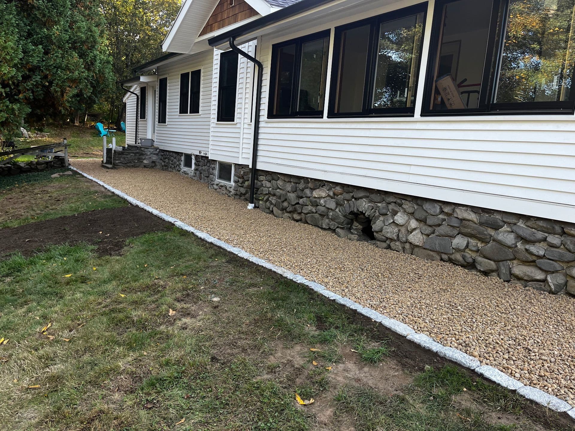 Gallery photos for Curb Appeal Boost with Cobblestone Edging and Stones: Image #1