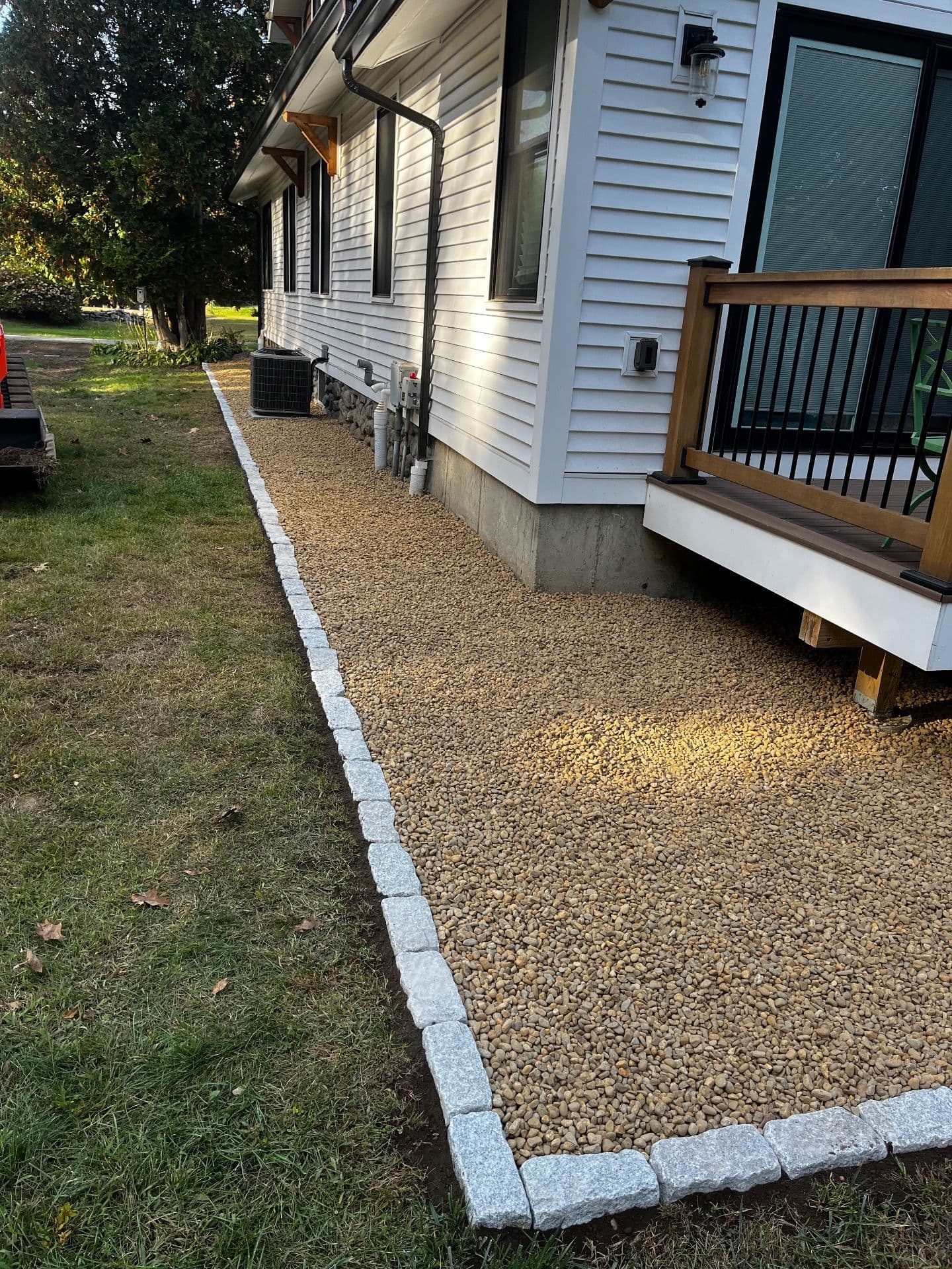 Gallery photos for Curb Appeal Boost with Cobblestone Edging and Stones: Image #8